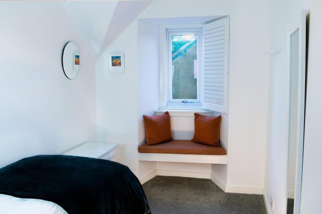 Central 2 Bedroom Luxury Home Close To River Ness Инвернес Екстериор снимка